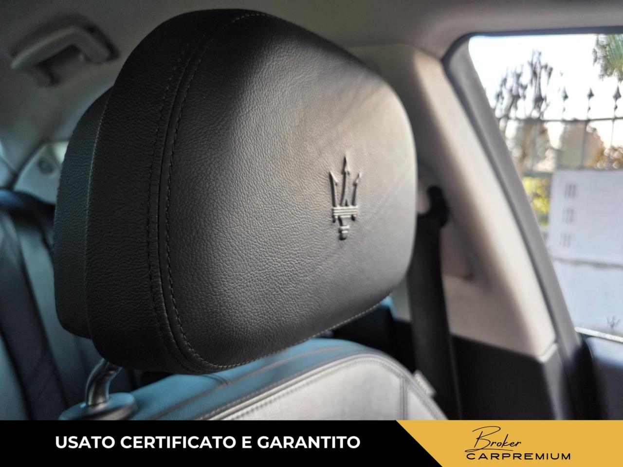 Maserati Ghibli 3.0 V6 bt 350cv auto