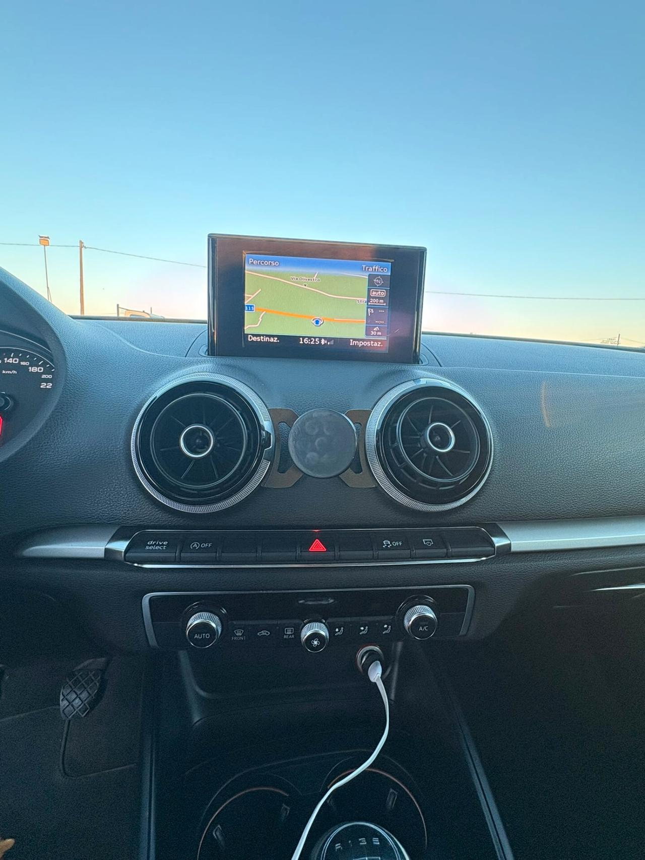 Audi A3 1.6 TDI S tronic Attraction