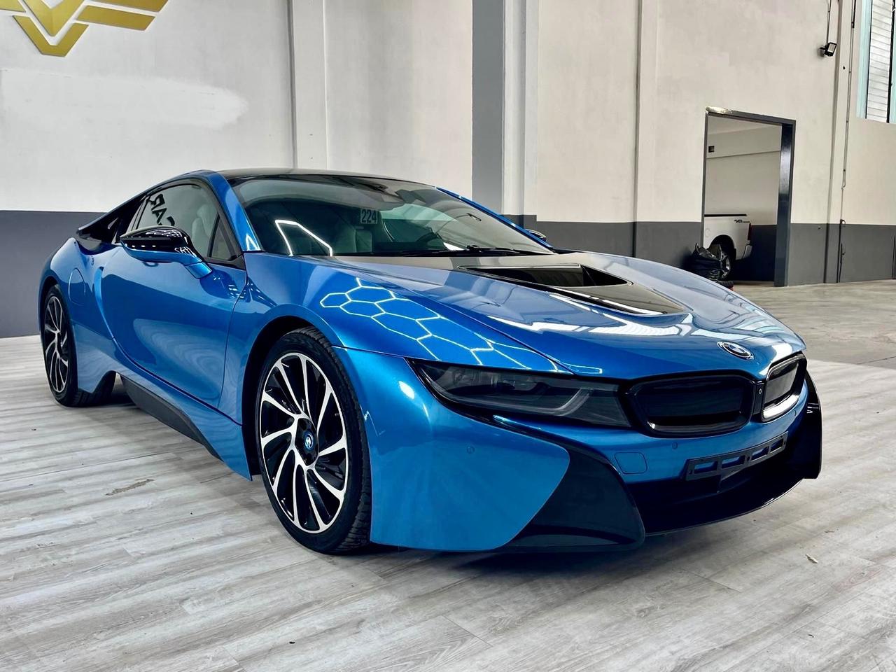 Bmw i8 coupé protonic edition