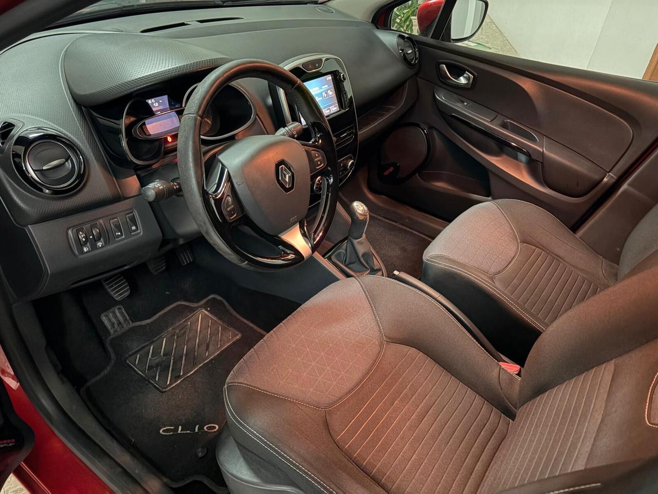 RENAULT CLIO 1.5 DCI S&S 5 PORTE ENERGY