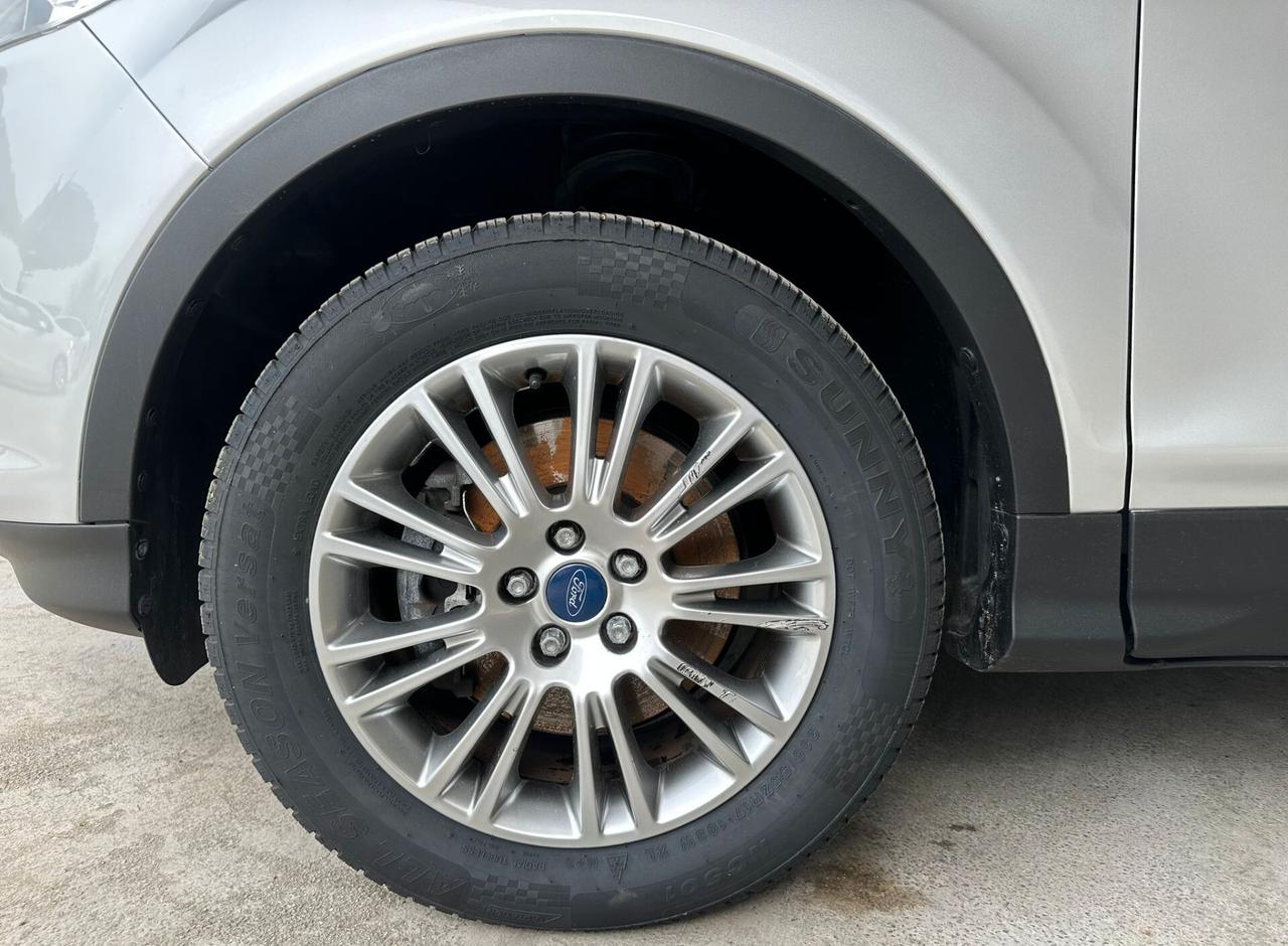 Ford Kuga 2.0 TDCI 140 CV 4WD Titanium
