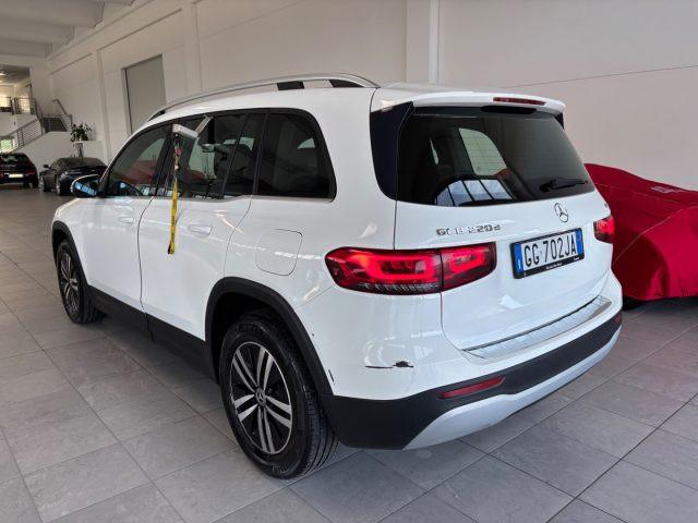 MERCEDES-BENZ GLB 220 d Automatic 4Matic Sport
