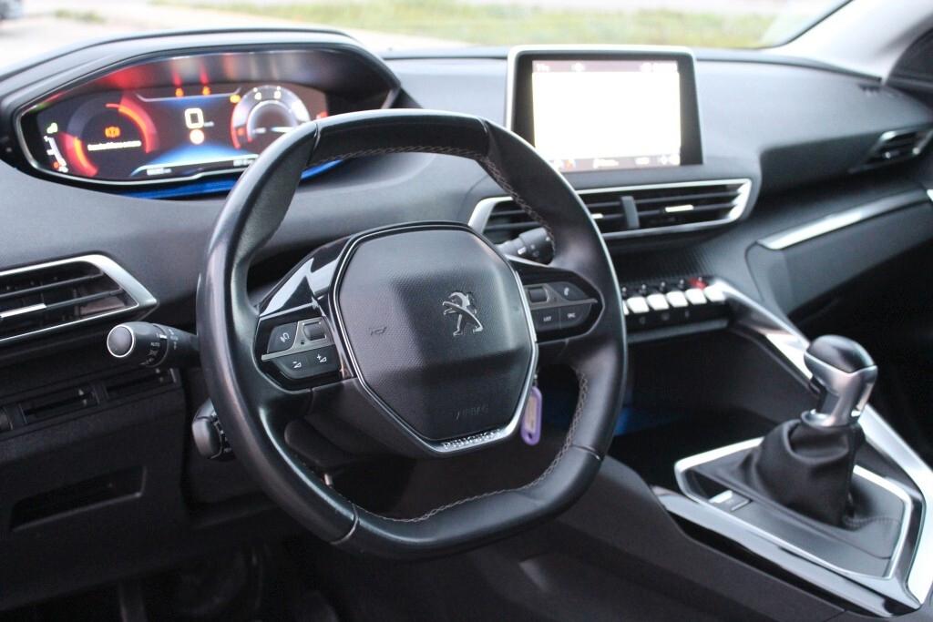 Peugeot 3008 BlueHDi 150cv *Camera *Pelle