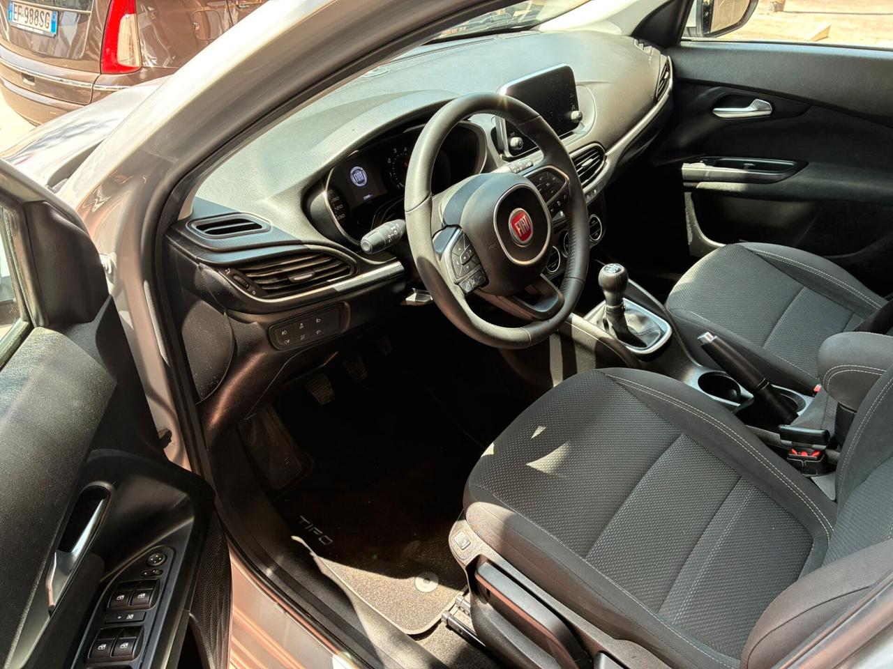 Fiat Tipo 1.3 Mjt Lounge 23.000km-2018