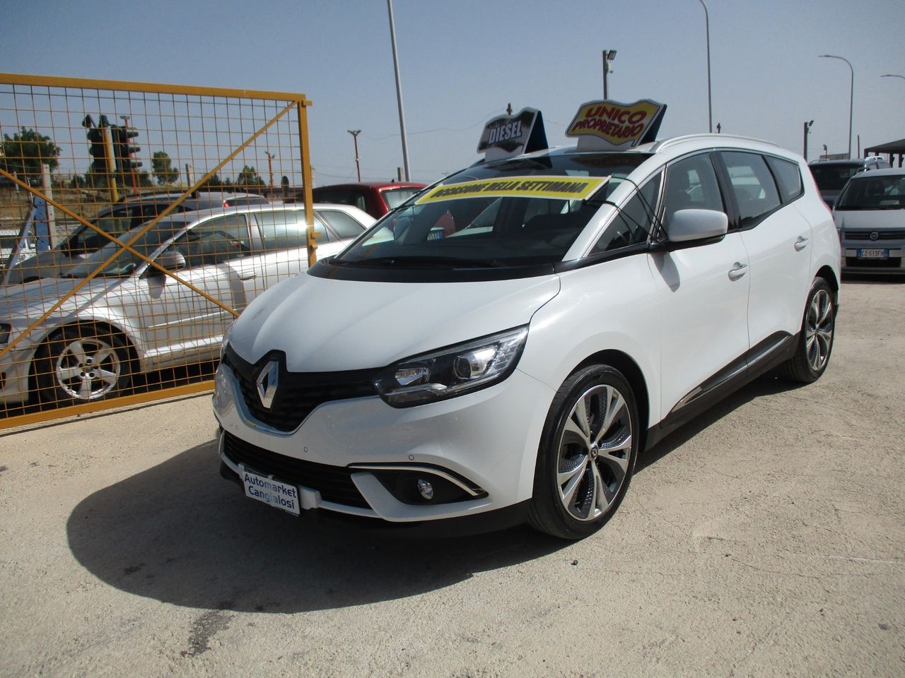Renault Grand Scenic 7 Posti 1.5 Dci 110 Cv Pari Al Nuovo 2017
