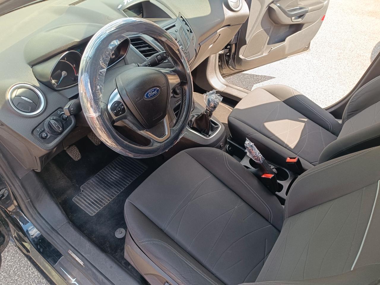 Ford Fiesta 1.5 TDCi 75CV 5 porte Business