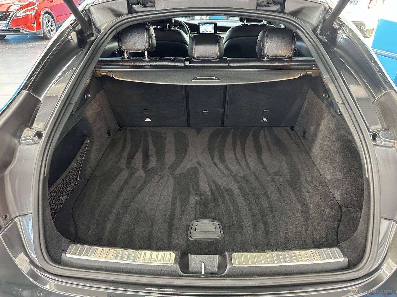 MERCEDES-BENZ GLC 200 d 4Matic Coupé Business