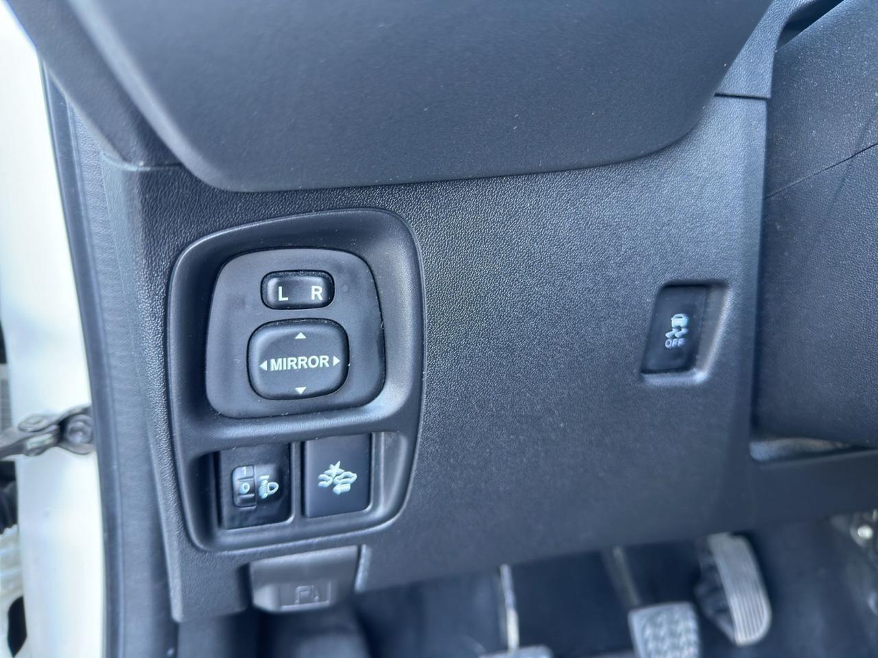 Toyota Aygo 5p 1.0 x-play 72cv