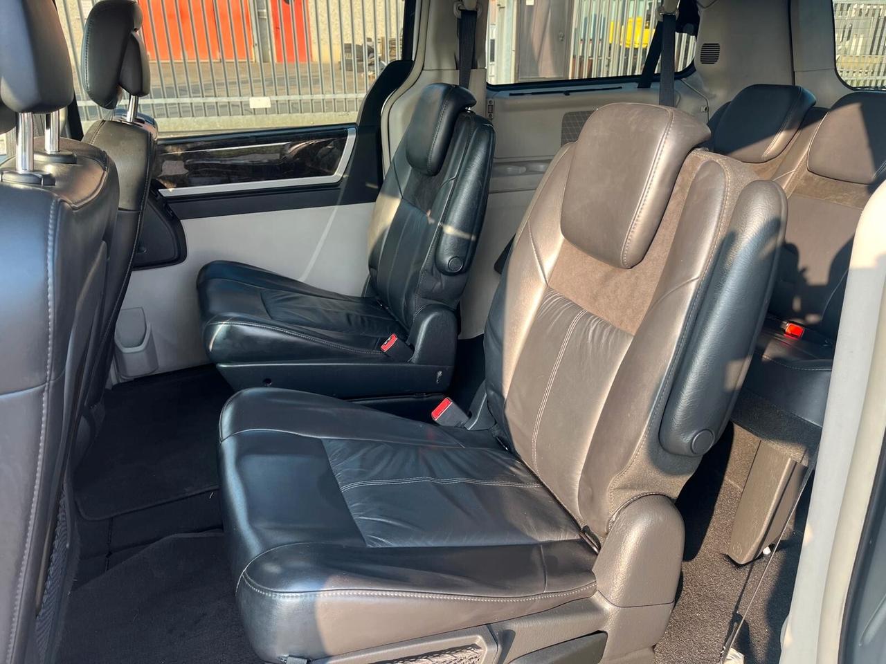 Chrysler Voyager Grand 2.8 CRD DPF Limited