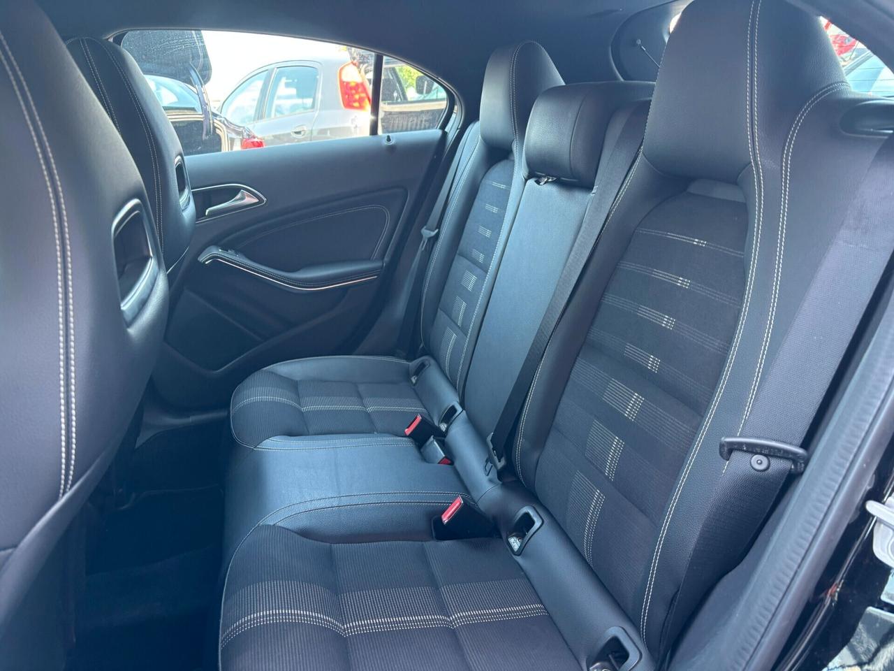 Mercedes-benz A 180 1.5 Diesel Cambio Automatico Neopatentati