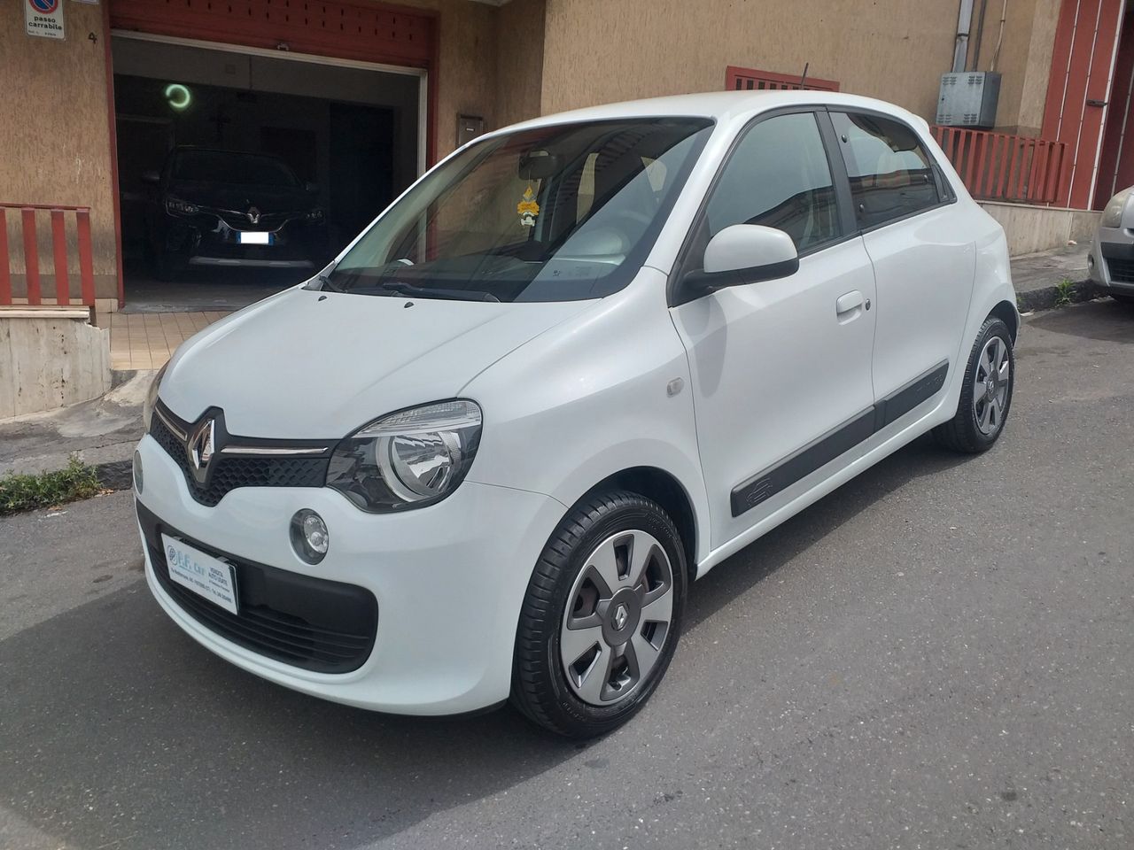 Renault Twingo 1.0 BENZINA 5 PORTE CLIMATIZZATA