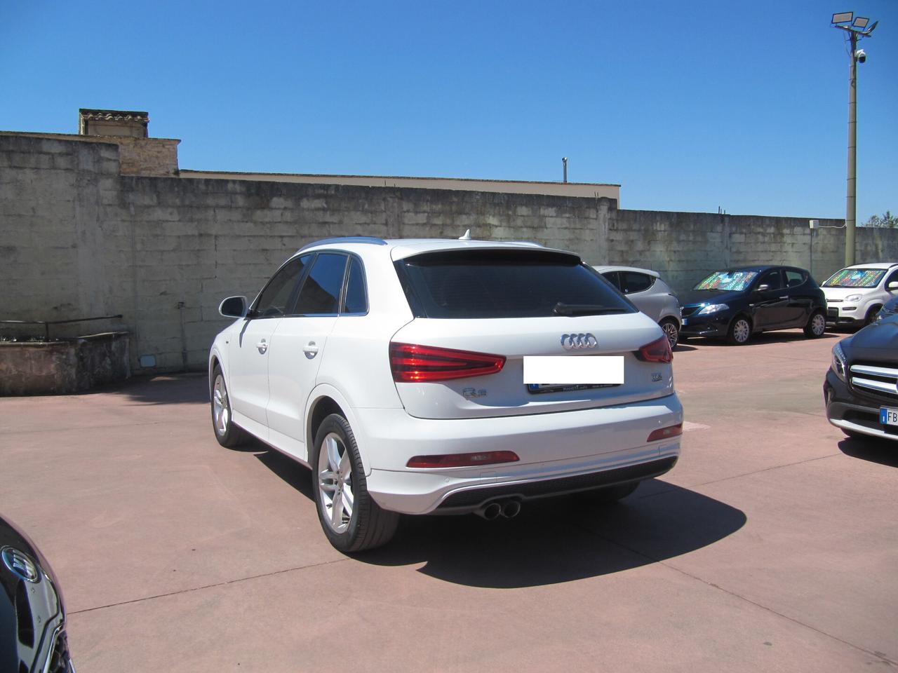 Audi Q3 2.0 TDI quattro S tronic Line Edition - automatico