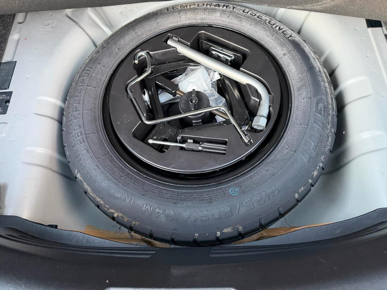 Lancia Ypsilon 1.0 FireFly 5 porte S&S Hybrid Silver