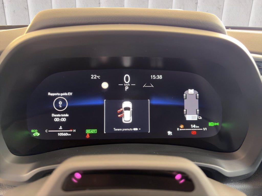 LEXUS LBX 1.5 hybrid Cool 4wd del 2025