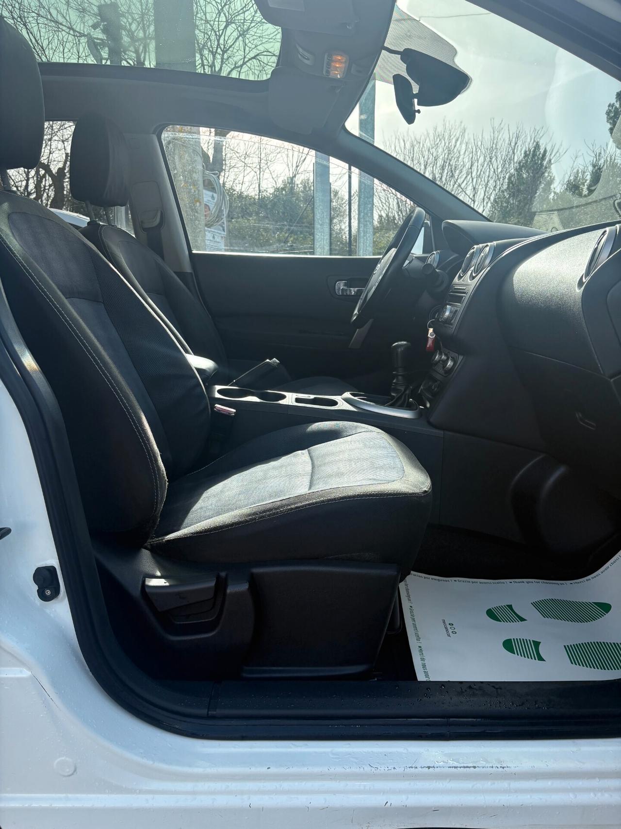 Nissan Qashqai (7 POSTI) 2.0 dCi Tekna