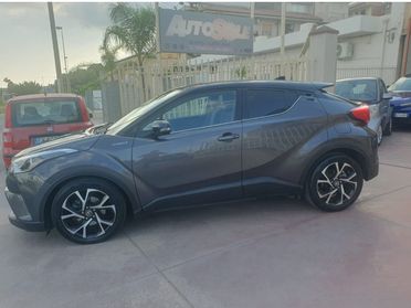 Toyota C-HR 1.8 Hybrid E-CVT Lounge