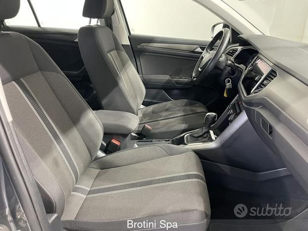 Volkswagen T-Roc 1.5 TSI ACT DSG Style BlueMo...