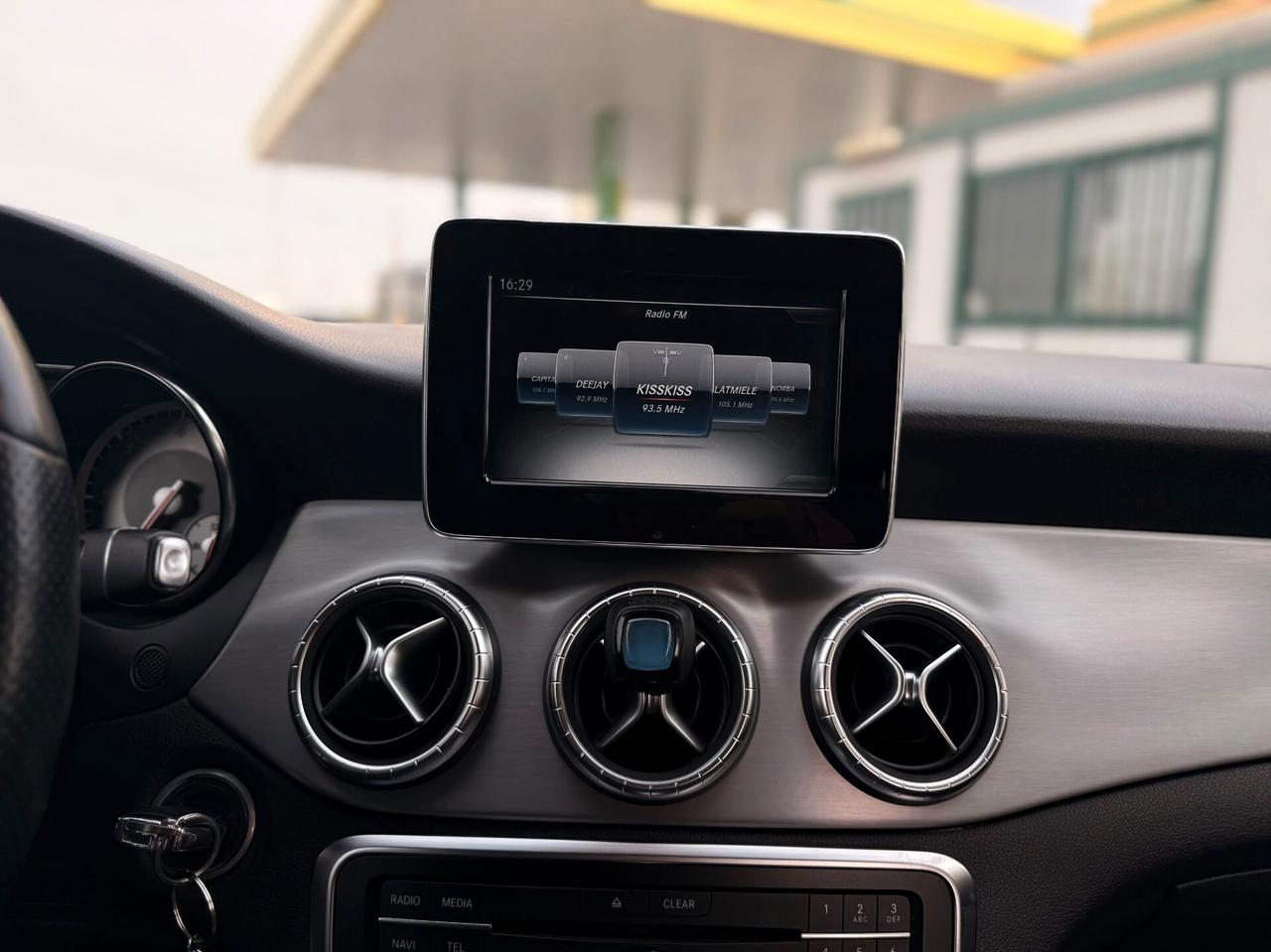 Mercedes-benz CLA 200 d S.W. Automatic Premium