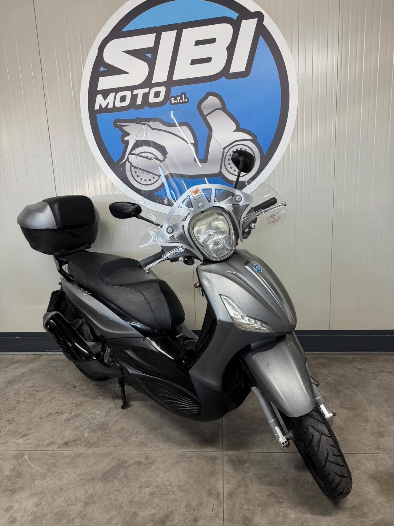 Piaggio Beverly 300