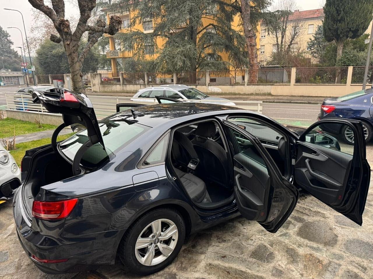 AUDI A4 2.0 TDI 122 CV BUSINESS UNIP ZERO ANTICIPO