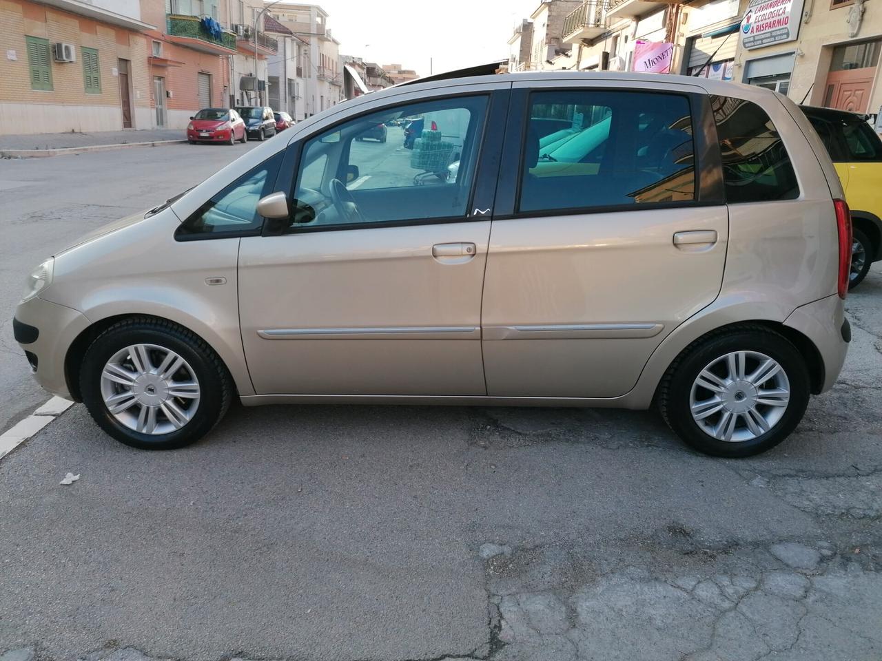 Lancia MUSA 1.3 Multijet 16V 90 CV CAMBIO AUTOMATICO