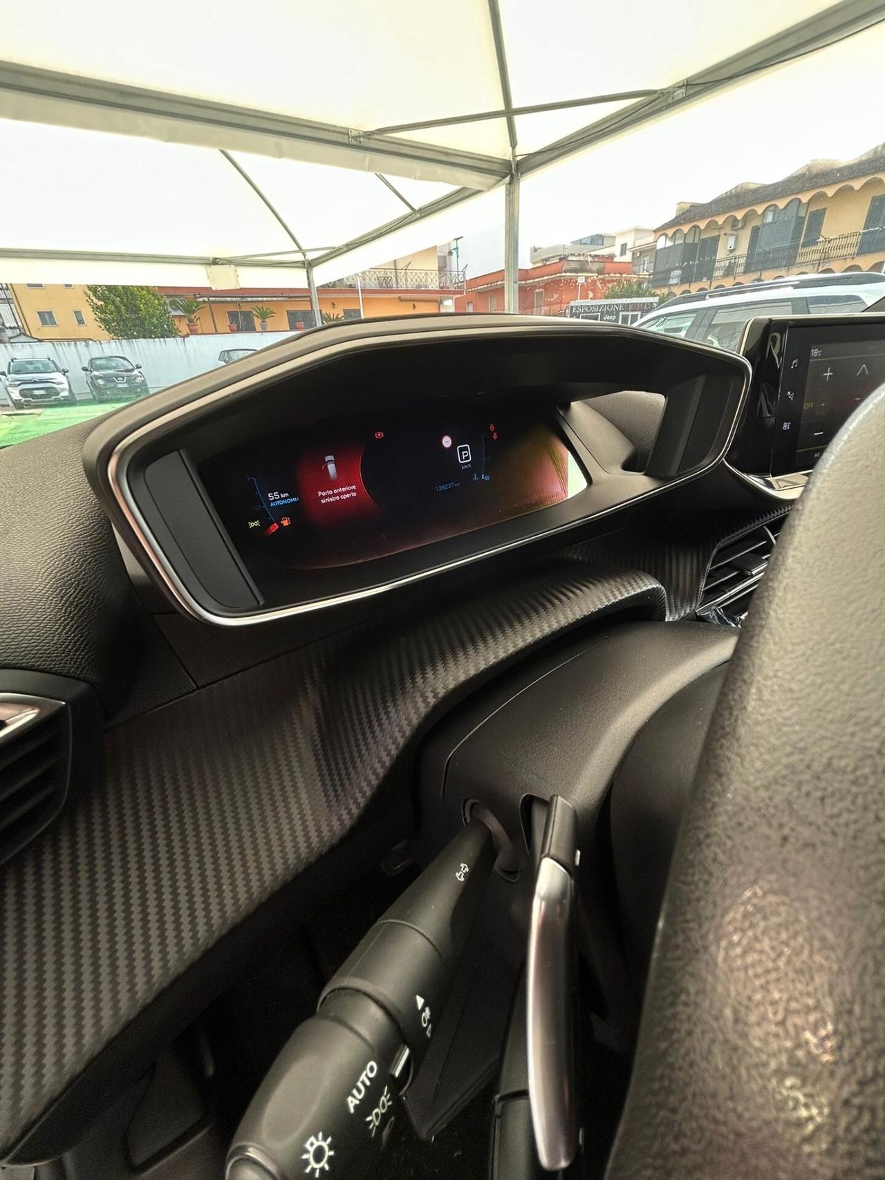 Peugeot 2008 BlueHDi 1.5 Diesel 130 S&S EAT8 Allure