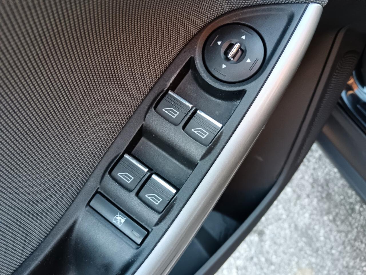 Ford Focus 1.6 120 CV GPL VALIDO FINO AL 2033