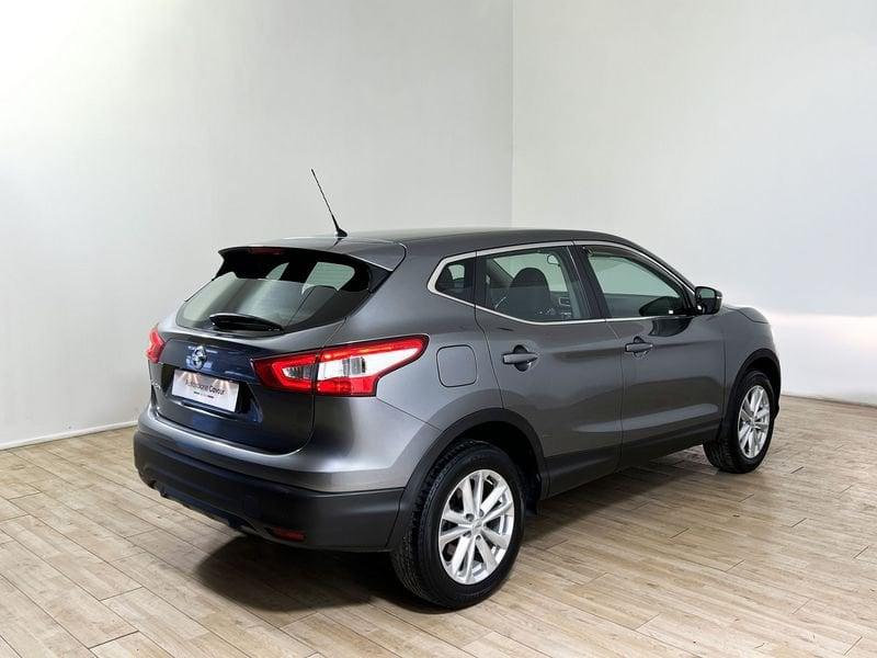 Nissan Qashqai Qashqai 1.2 DIG-T Acenta