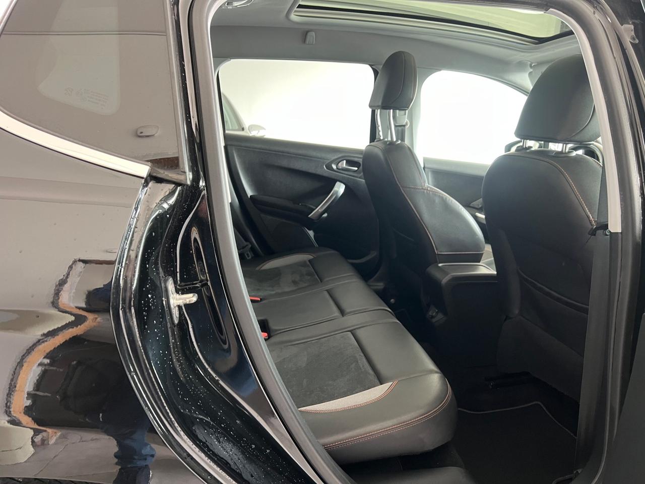 Peugeot 2008 BlueHDi 120 S&S Allure