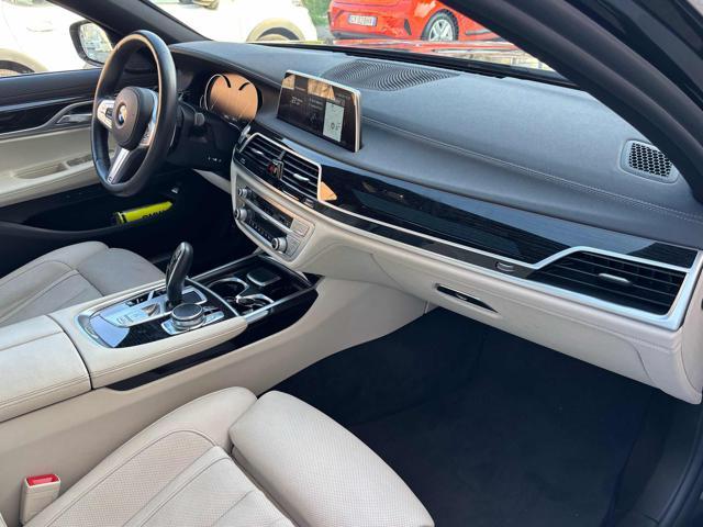BMW 740 d xDrive Luxury UNICO PROP