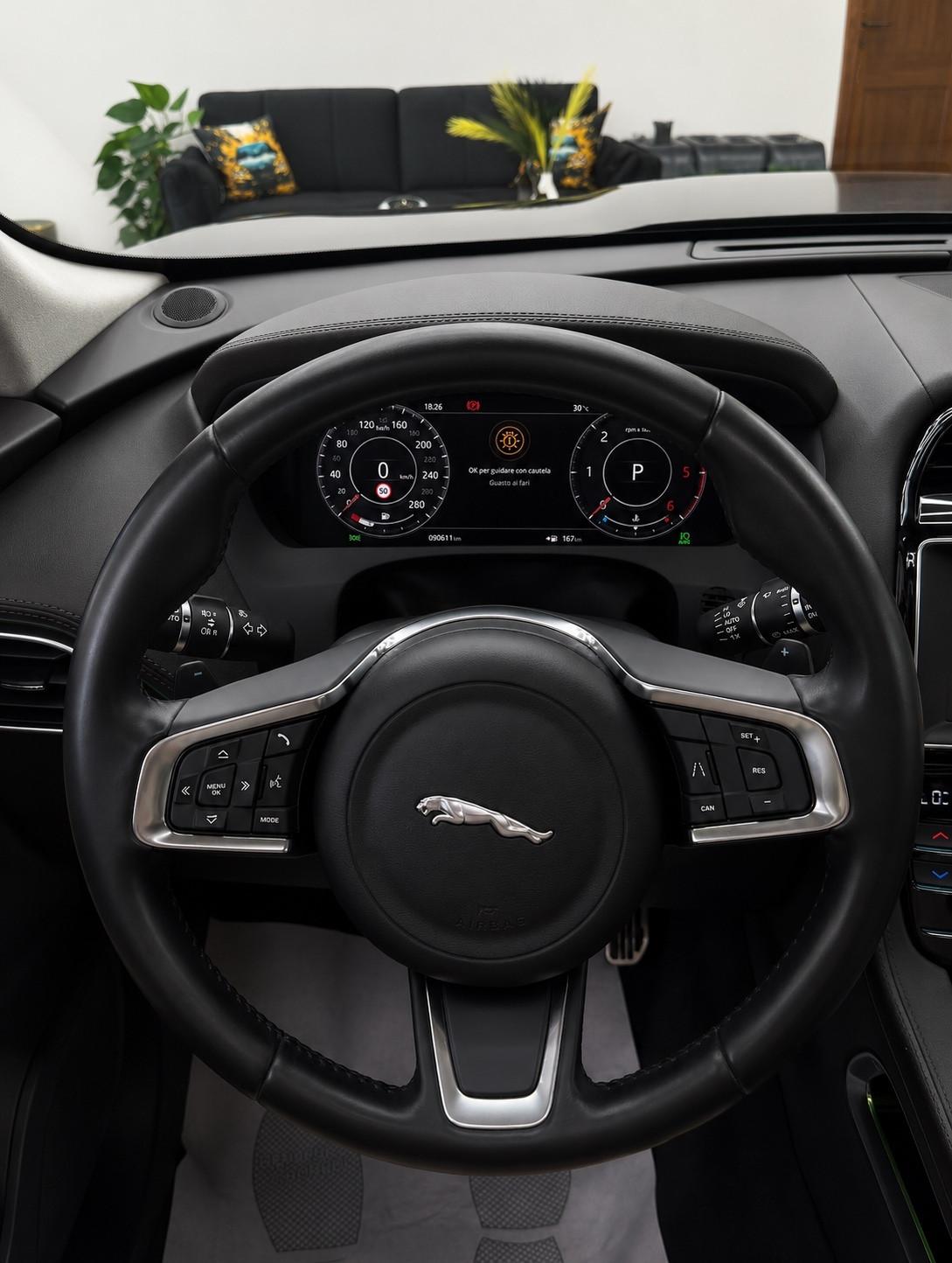 Jaguar F-Pace 2.0 D 240 CV AWD aut. Portfolio