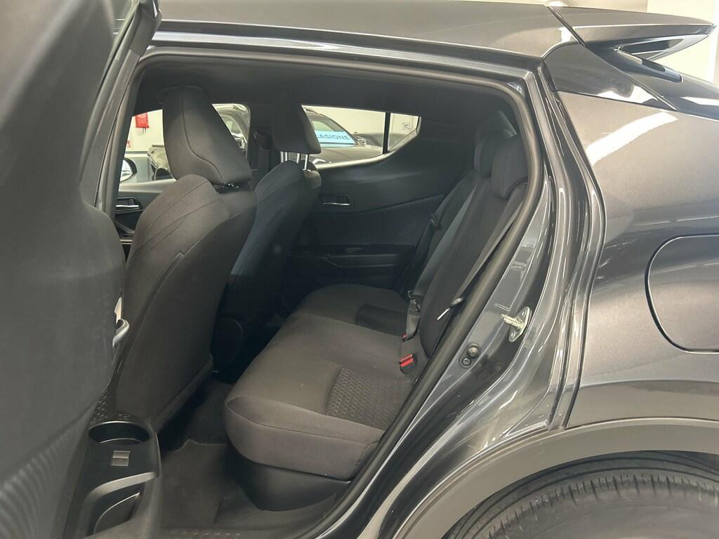 Toyota C-HR 1.8 Hybrid Active E-CVT