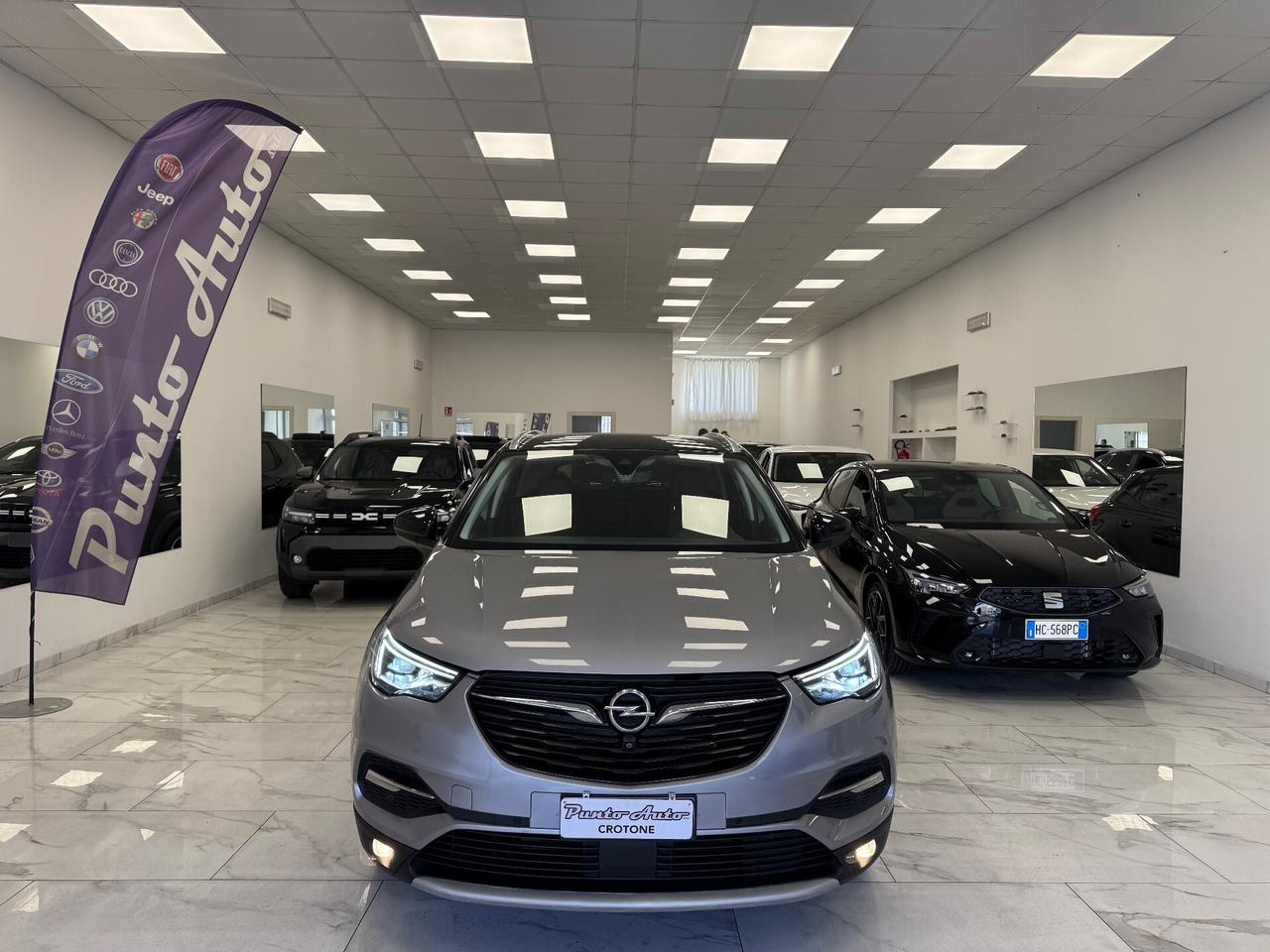 Opel X GRANDLAND 1.6 HYBRID4 PLUG-IN