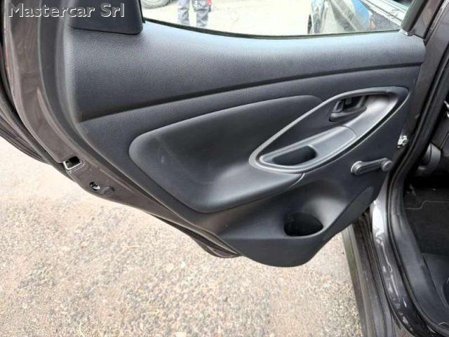 TOYOTA Yaris Yaris 1.5h Active Navi - Neopatentati Ok - GE354SX