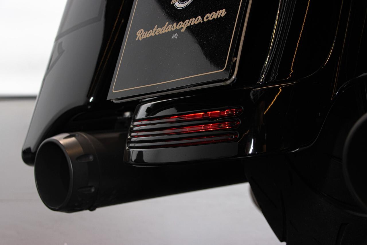 2019 HARLEY DAVIDSON ROAD GLIDE RDS02037