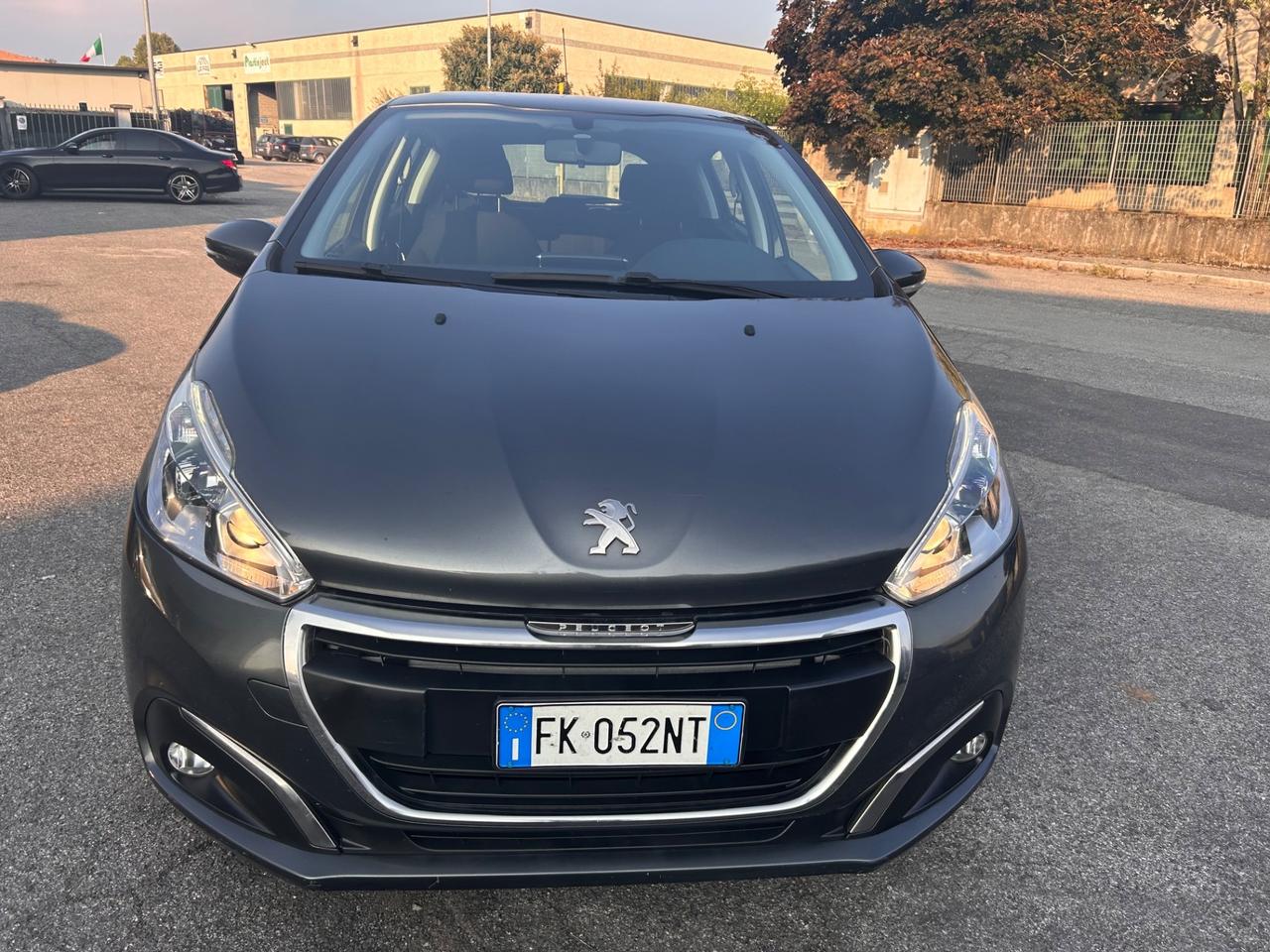 Peugeot 208 1200 GPL euro6b 148000 km ALLURE