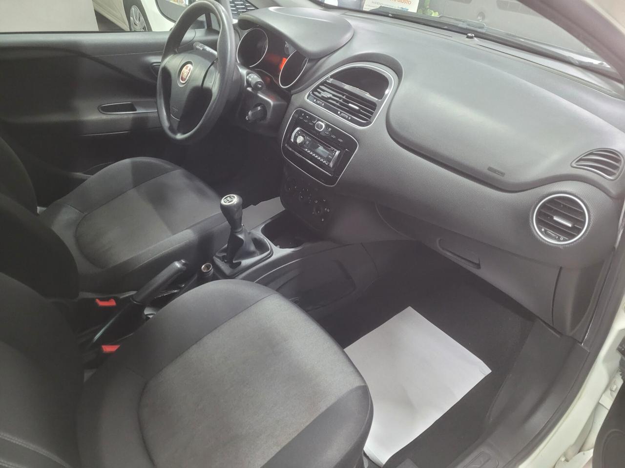 Fiat Punto 1.3 MJT II 75 CV 5 porte Street