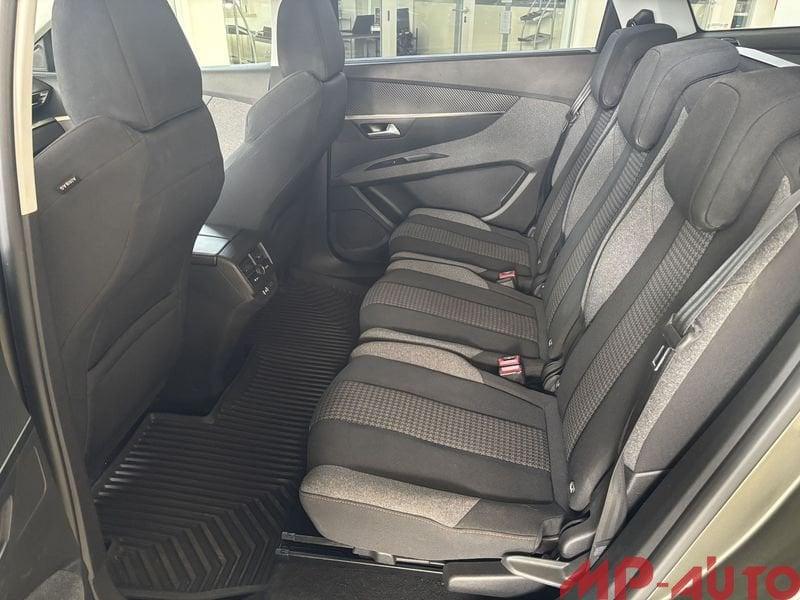 Peugeot 5008 BlueHDi 150 7 POSTI