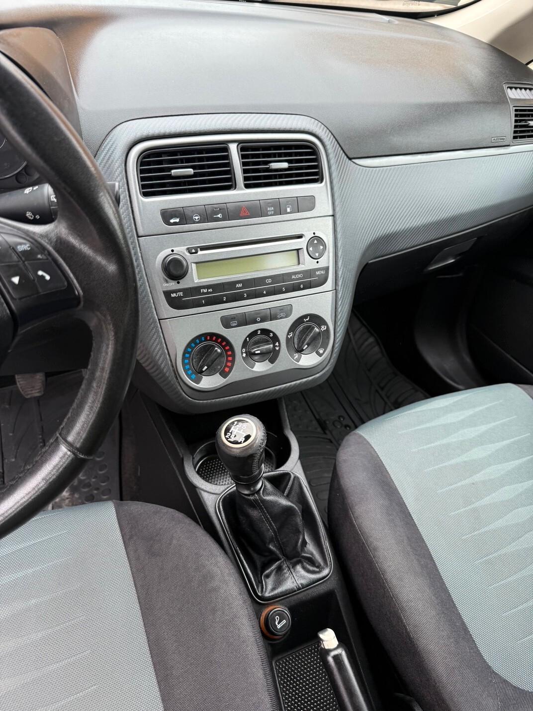 Fiat Grande Punto 1.4 METANO - NEOPATENTATI - 12 MESI DI GAR. -