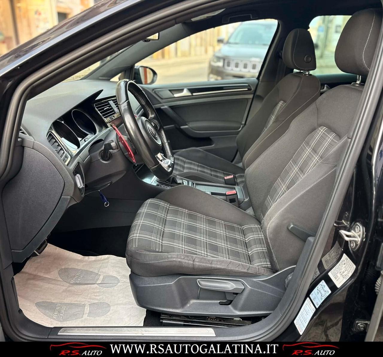 Volkswagen Golf GTD 2.0 TDI DSG 5p.