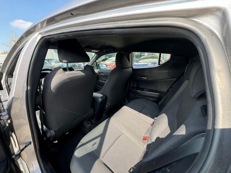 Toyota C-HR 1.8 HV E-CVT Active