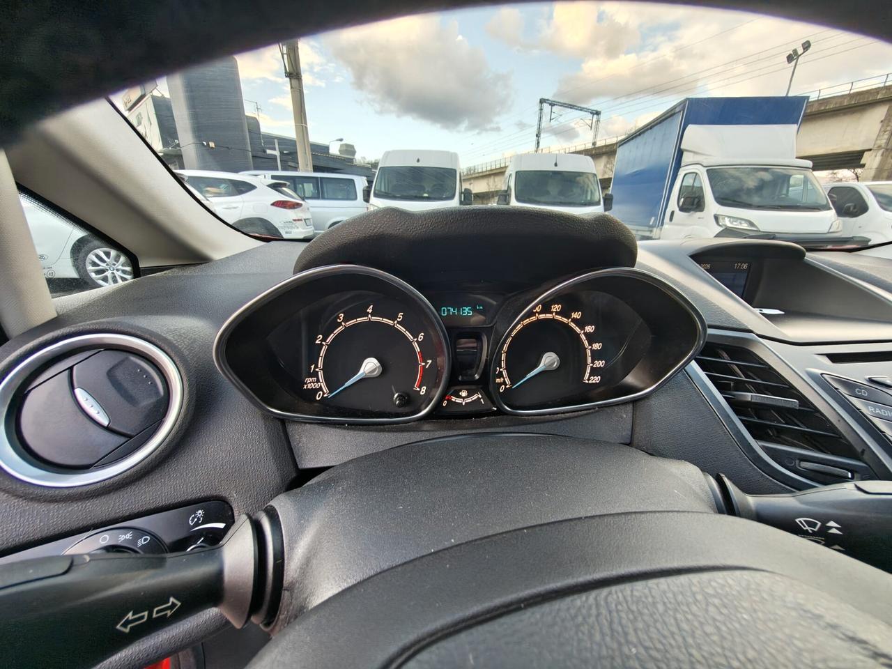 Ford Fiesta 1.2 60CV 5 porte Titanium