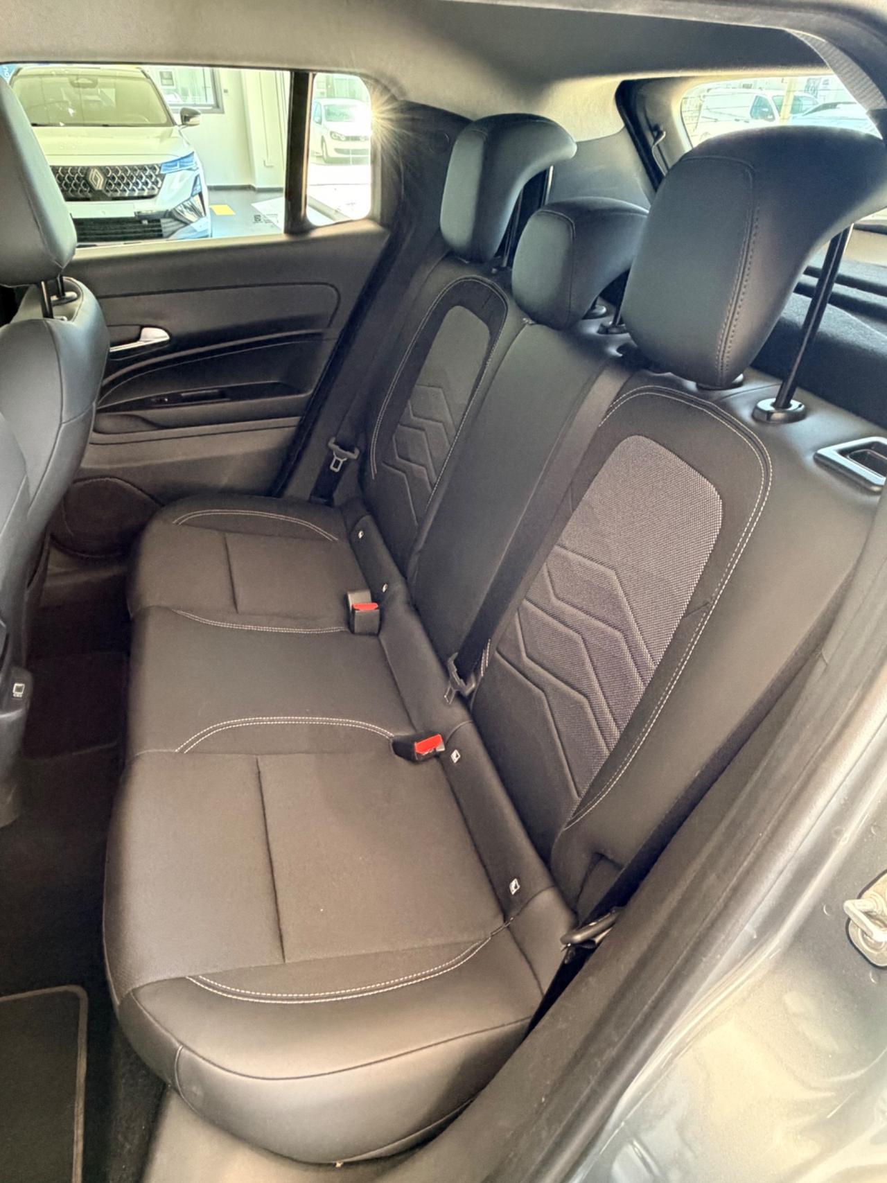 Jeep Avenger 1.2 Turbo 100 CV Summit