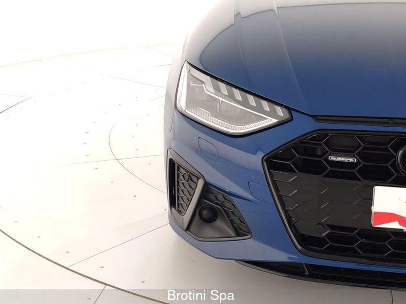 Audi A4 Avant 40 TDI quattro S tronic S line edition