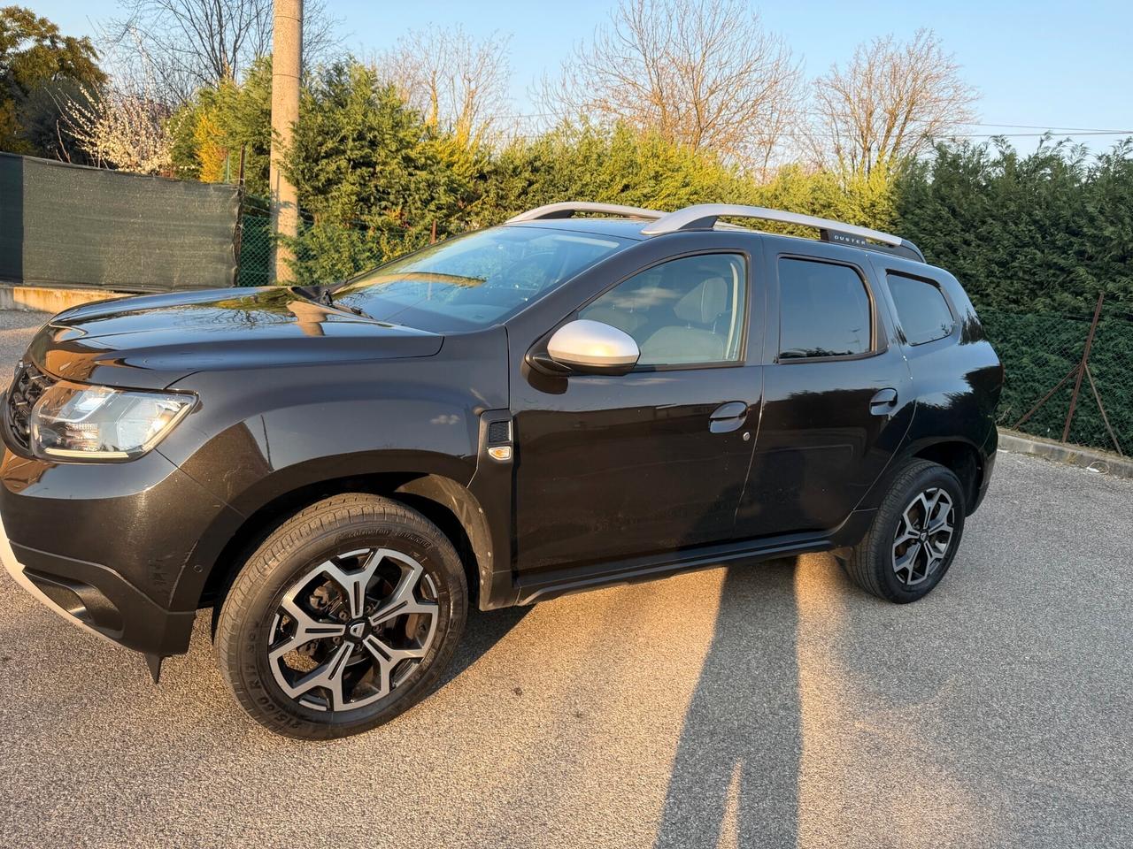 Dacia Duster 1.0 Gpl - NEOP. - NAV. - 12 MESI DI GARANZIA -