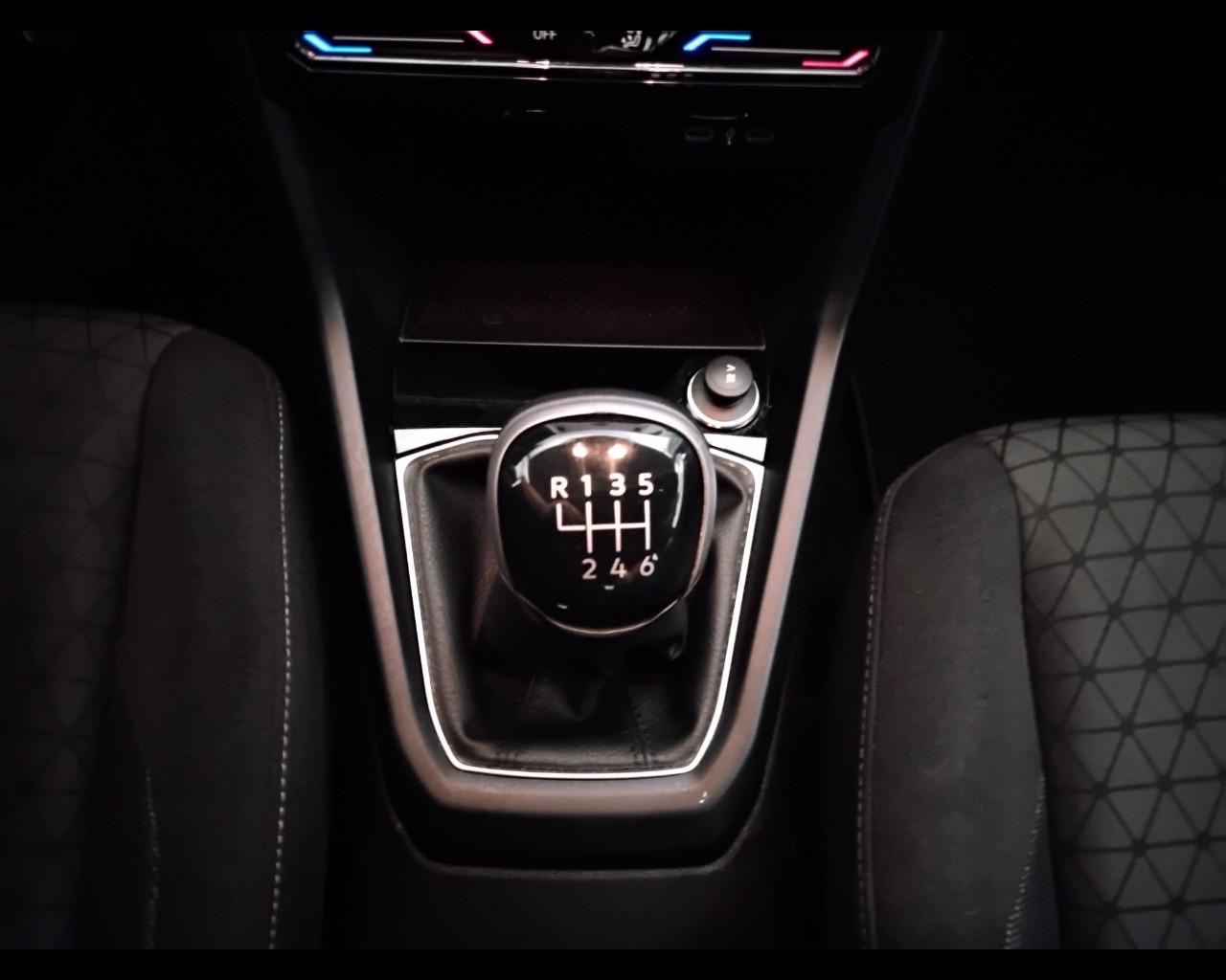 VOLKSWAGEN T-Cross 2019 - T-Cross 1.0 tsi Style 110cv