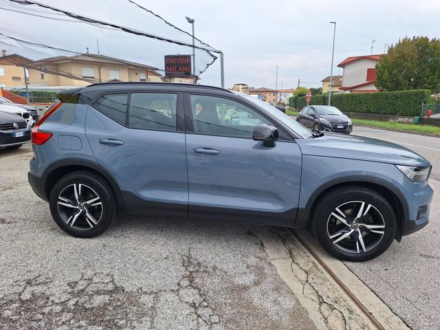 VOLVO XC40 T3 Geartronic R-design N°FY375