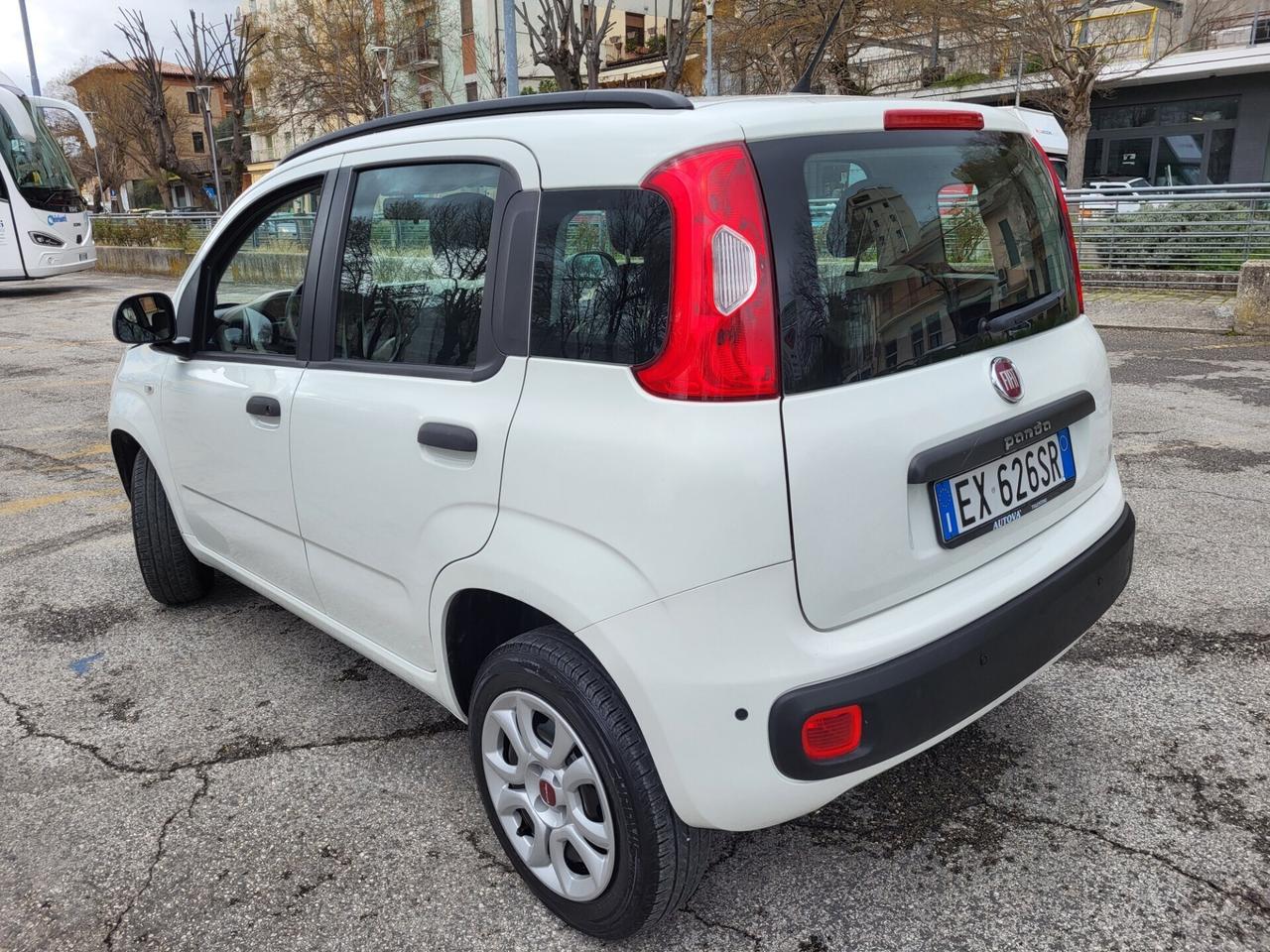 FIAT PANDA 0,9 Natural P-UNICA PROPR-4 REVISIONI