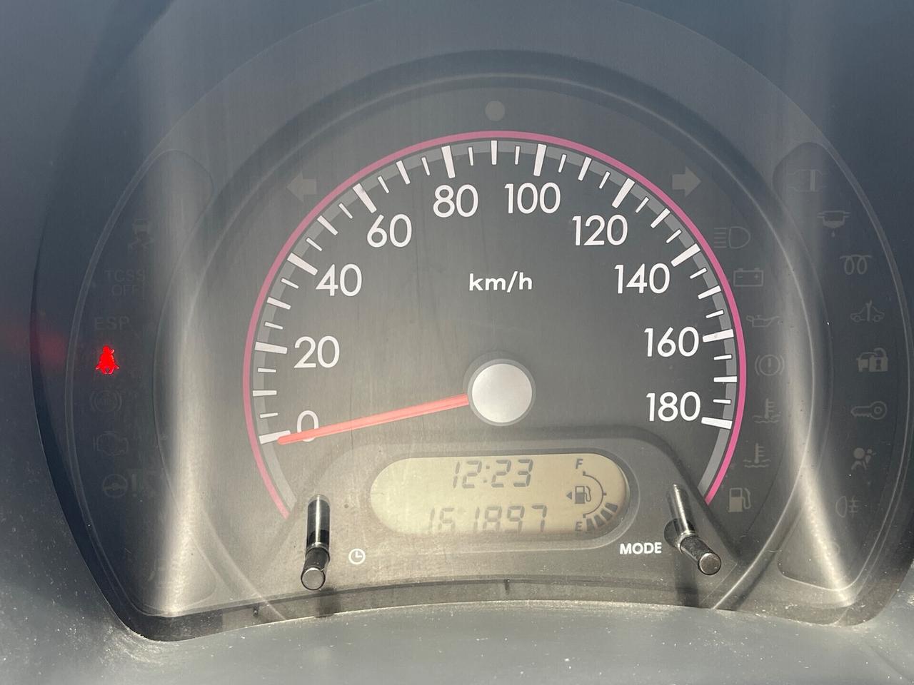 Nissan Pixo 1.0 benzina euro5a neopatentati