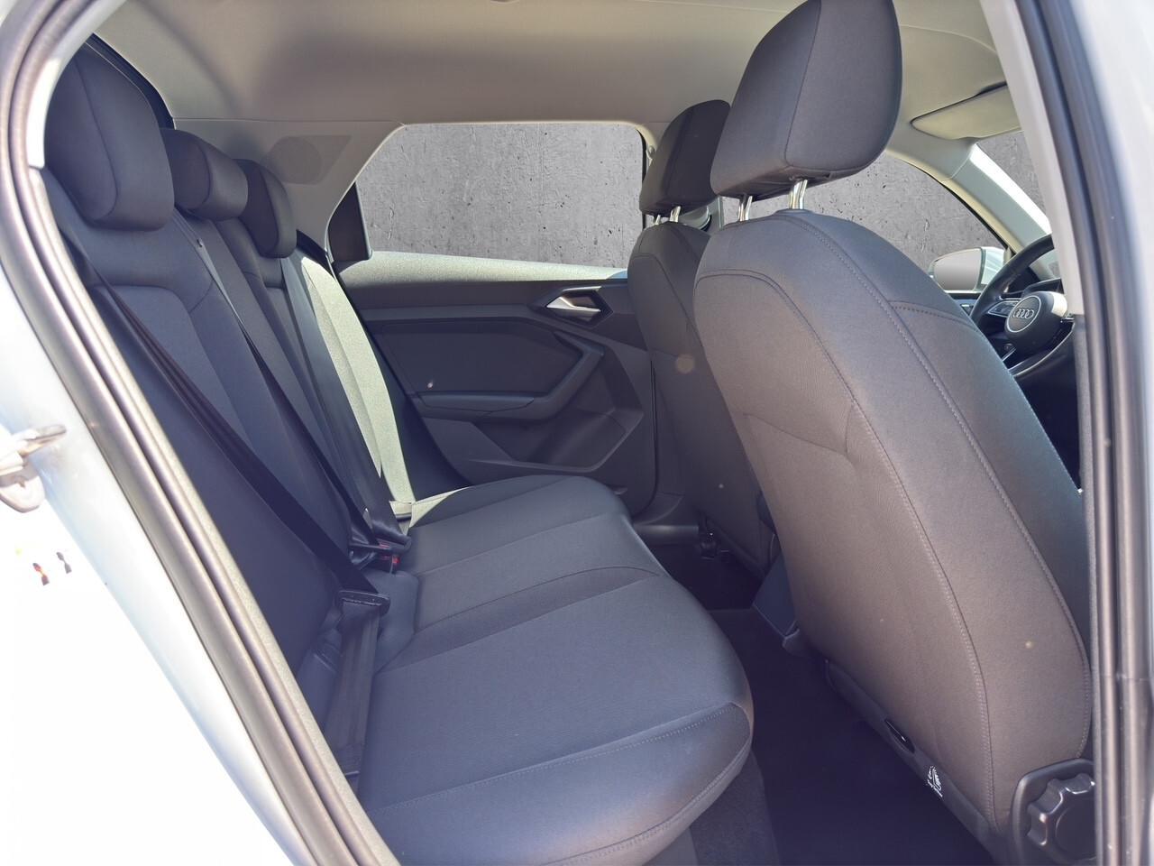 Audi A1 allstreet 30 TFSI Admired